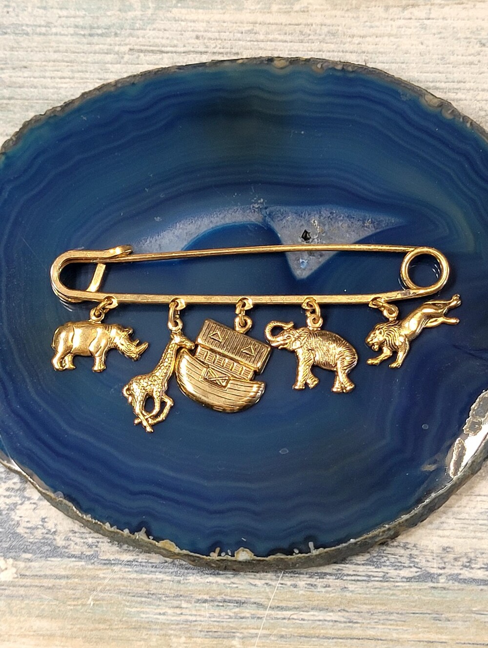Gold-tone Noah's Ark Animal Charm Safety Pin Brooch - Gold